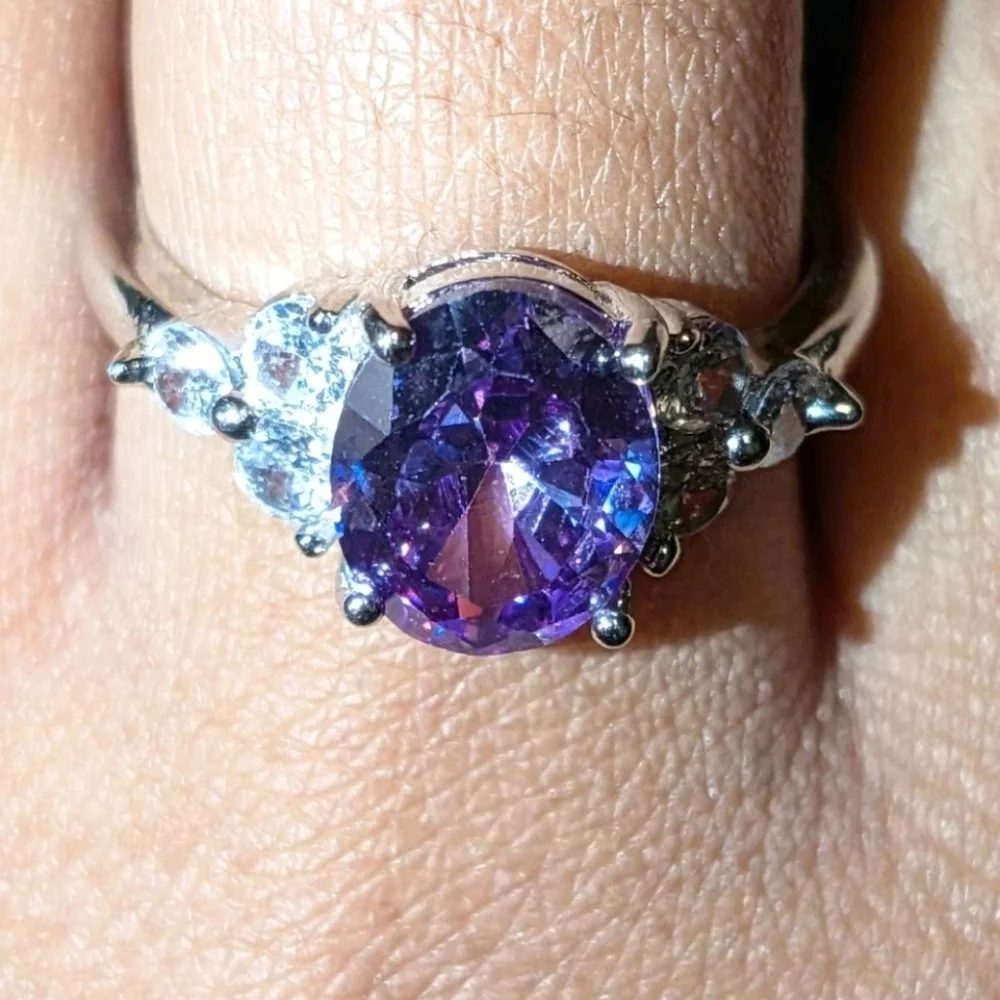 925 Dazzling 8 Ct Brilliant Cut Amathyst  Oval Stone Engagement Ring Sz 9